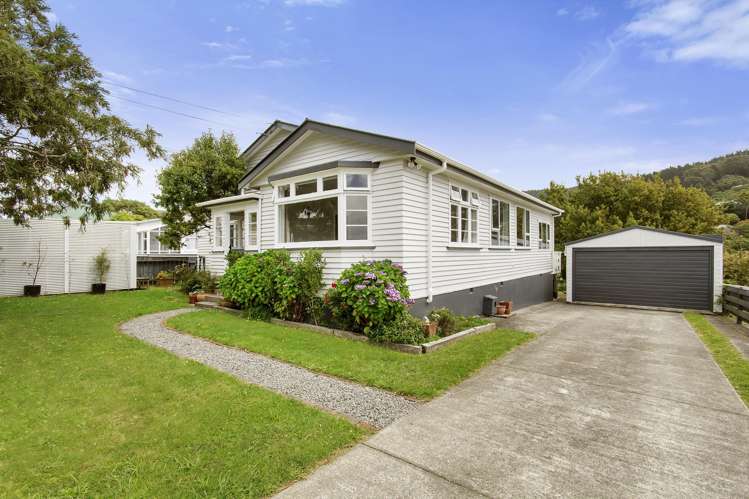 22 Ngatitoa Street Tawa_22