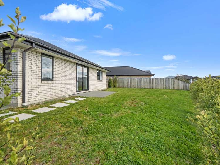 31 Kingfisher Avenue Amberley_21