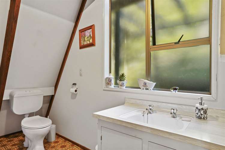 23 Bayview Crescent Duvauchelle_11