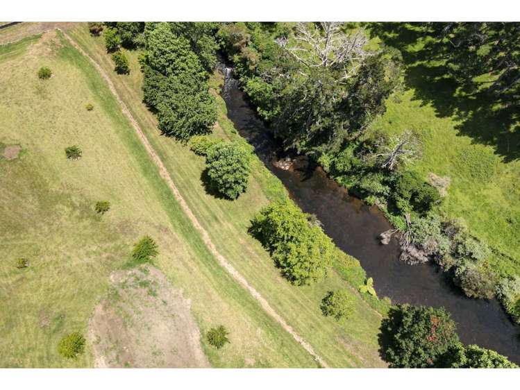 10/24 Lone Gum Lane Kerikeri_17