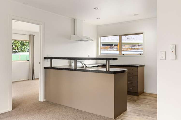 96A Lytton Road_3