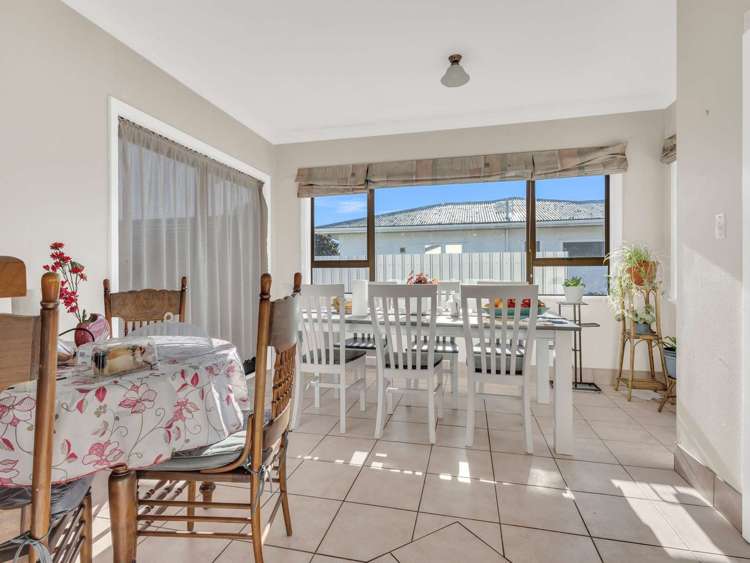 13 Cambridge Terrace Taradale_14