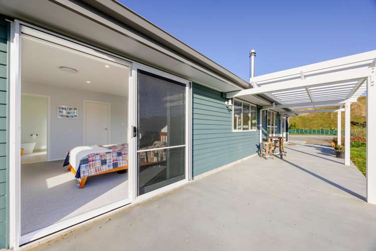 742b River Road Otane_4