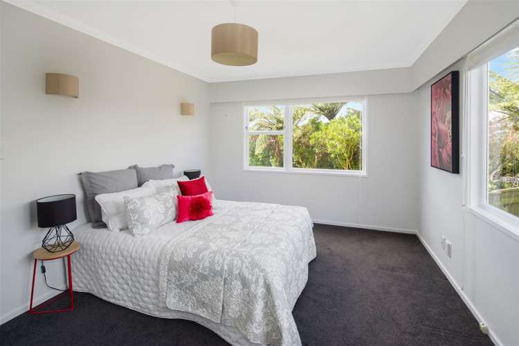 18 Fairburn Grove Johnsonville_16