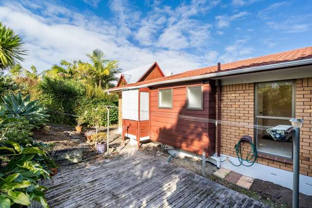 1/2 Orewa Street Torbay_1