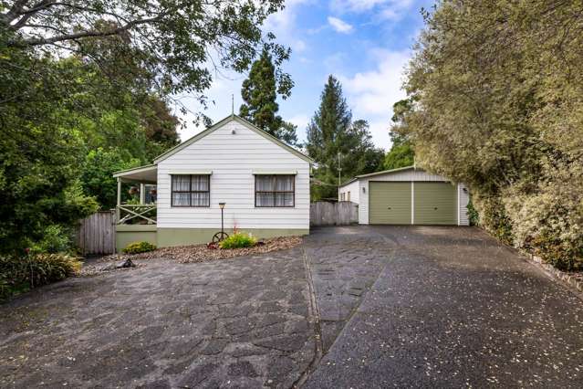 Family Living With Potential - 954m² Freehold Land