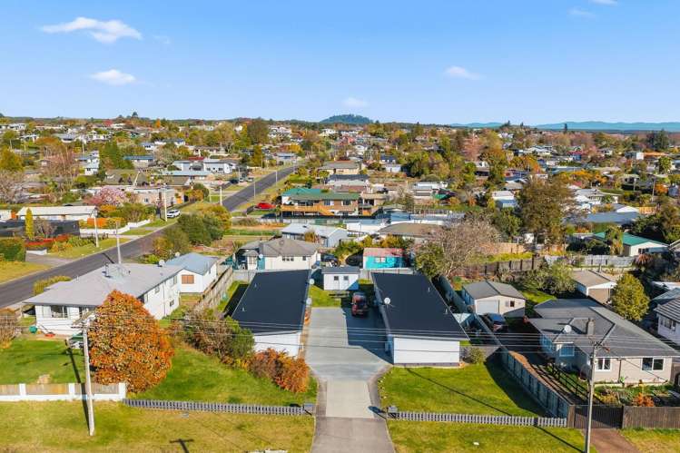 39 & 41 Te Hatepe Avenue Taupo_21