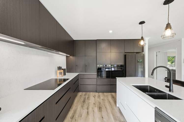 639 Depot Road Burnt Hill_7