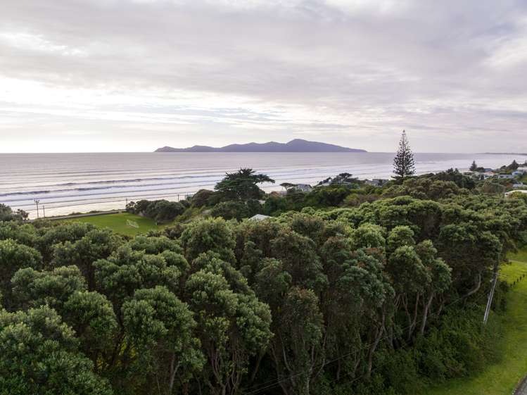 108 Wellington Road Paekakariki_39