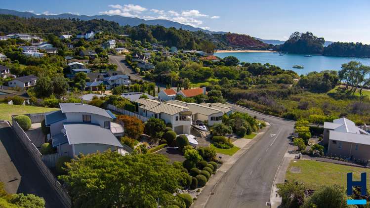 8 Torlesse Drive Kaiteriteri_24