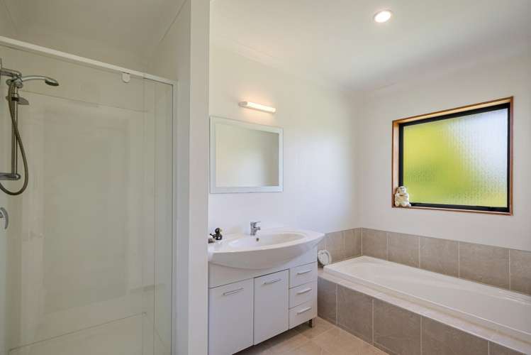 51 Pohutukawa Drive Levin_21
