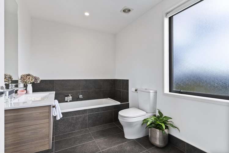 19a Castledine Crescent Glen Innes_14