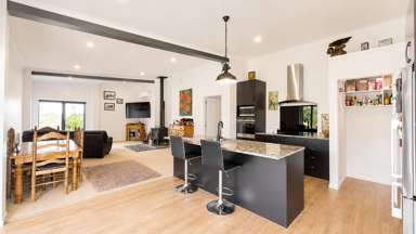 76 Packtrack Road_4