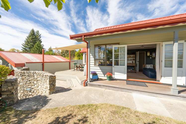 13 Lanes Road Bridge Hill_24