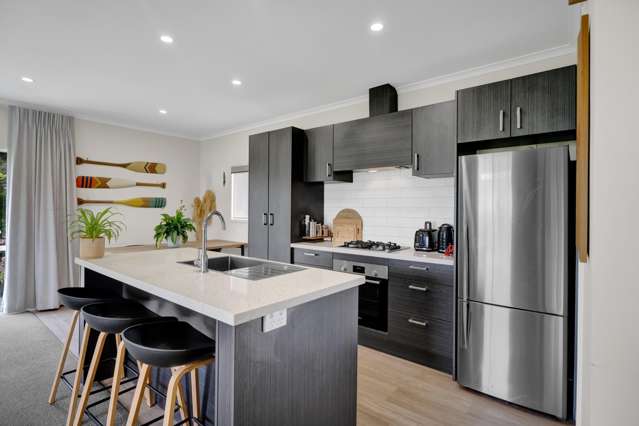 8 Manatu Lane Inglewood_3