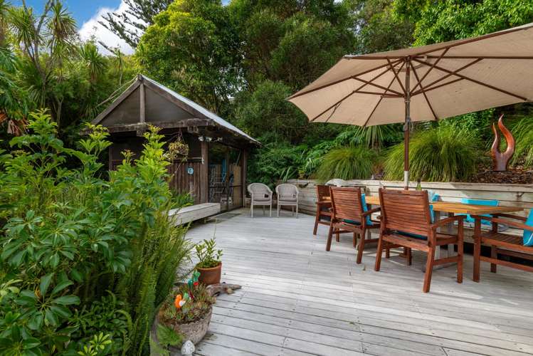 2/13 Newstead Avenue Browns Bay_22