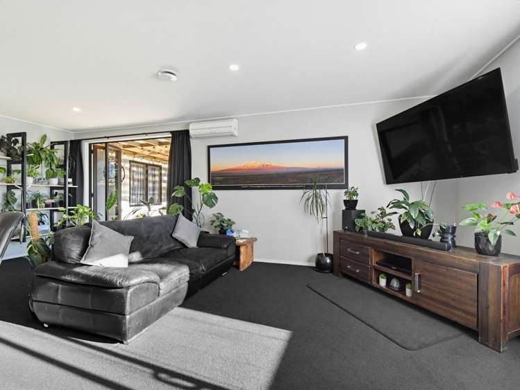 2/604 Alexandra Street Parkvale_1