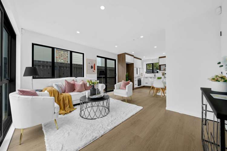 3/525 Massey Road Mangere_1