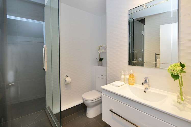 117 Waldorf Crescent Orewa_24