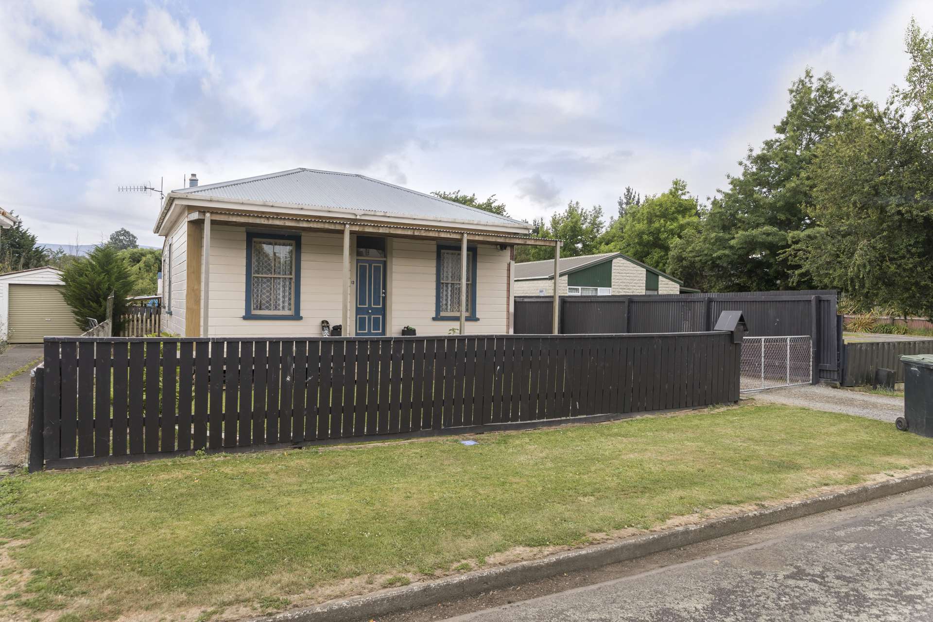 13 Empire Street Dannevirke_0