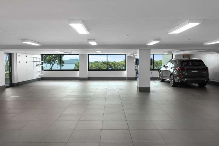 41 Beach Road Castor Bay_34