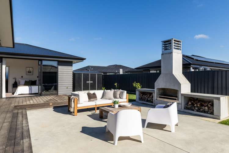 10 Meech Way Frimley_31