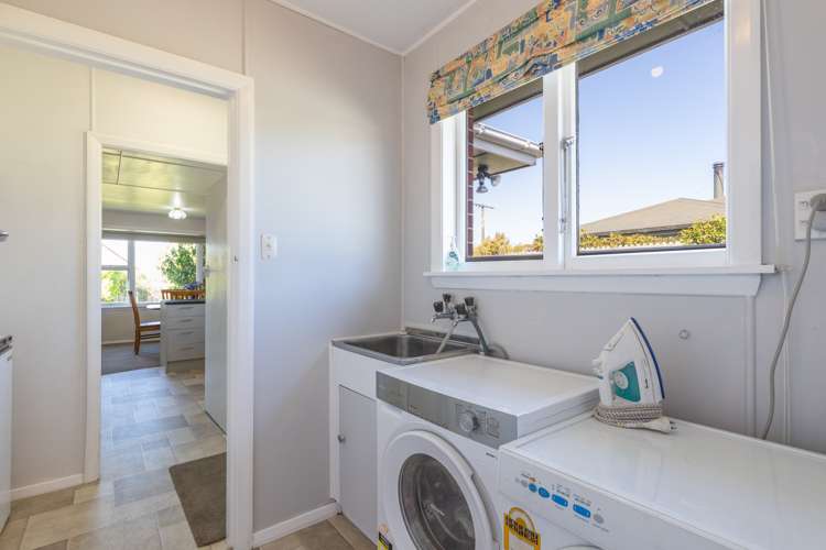 11 Clayton Road Amberley_13