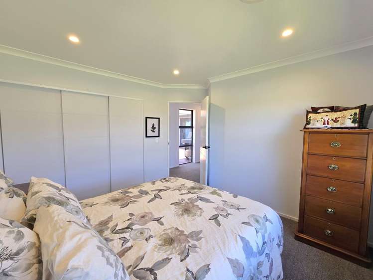 13 Racecourse Terrace Rise Hokitika_15