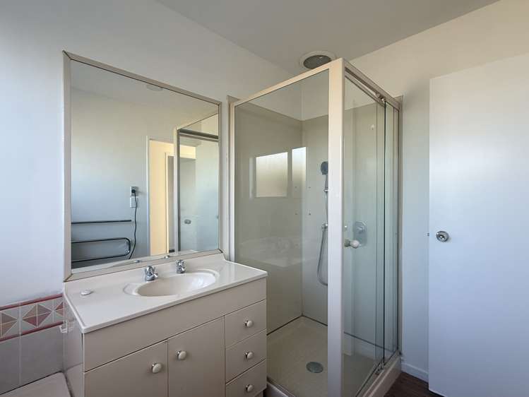2/4 Stanley Rd Glenfield_13