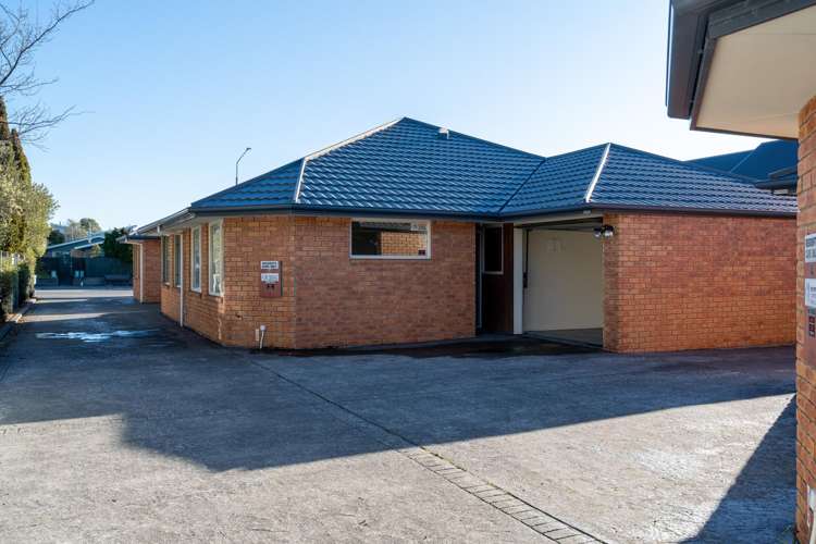 126 - 126D Clarence Street Riccarton_24