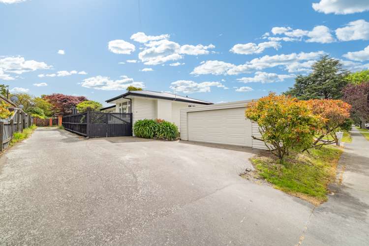 15 Dunedin Street Redwood_13