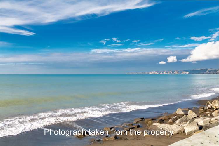 13 Clifton Road Haumoana_6