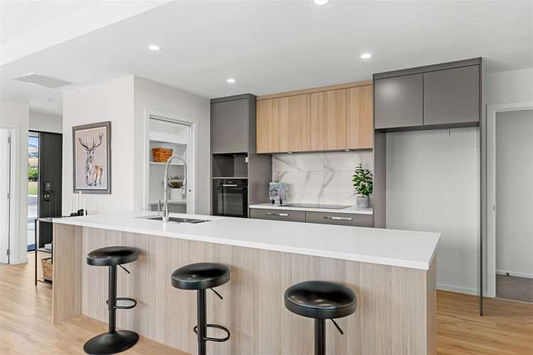 51 River Stone Drive Halswell_7