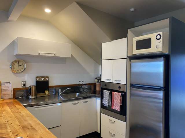 18/2a Hillsbrook Place 10484_4