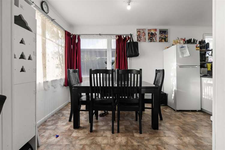 2 Ross Avenue Papatoetoe_6