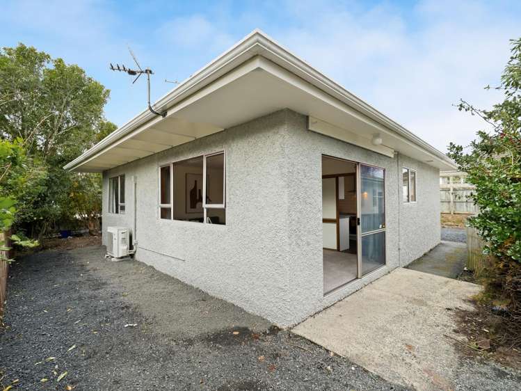 B/352 Pine Hill Road_0
