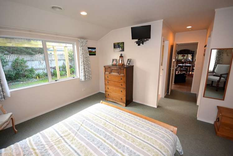 6 Marewa Place Waikanae Beach_9