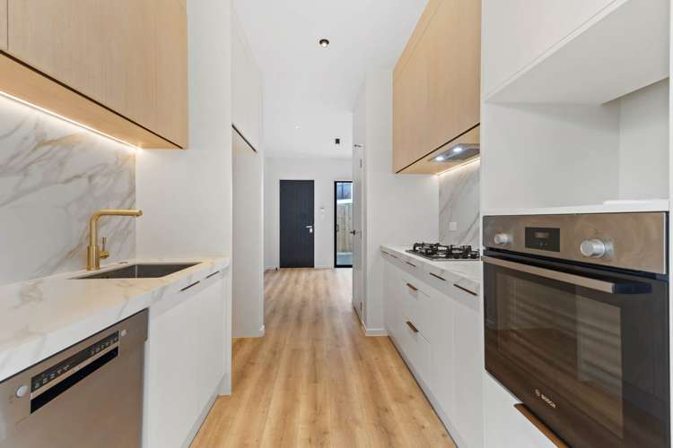 104c Edgewater Drive Pakuranga_6