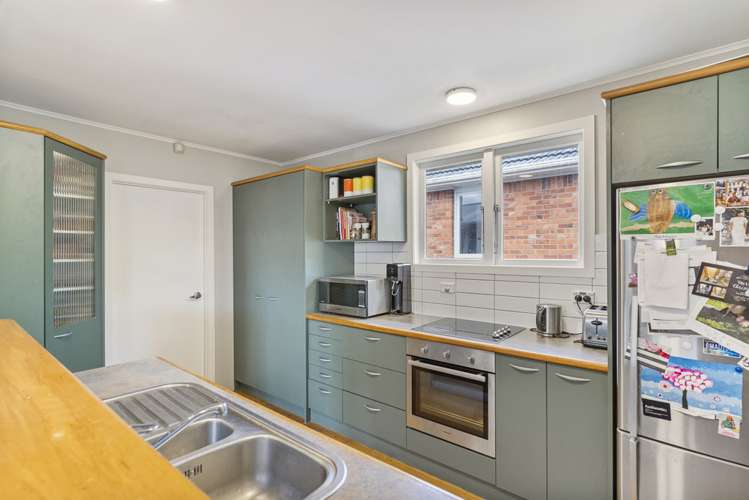 16 Vera Road Te Atatu South_12