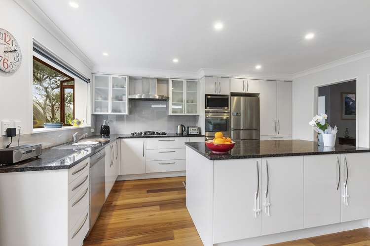 4 Andaman Grove Khandallah_3