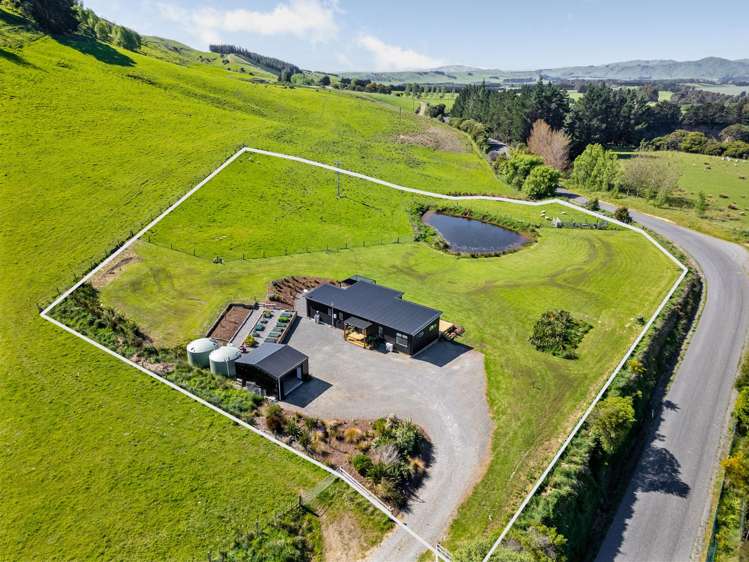 220 Ruakokoputuna Road Martinborough_16