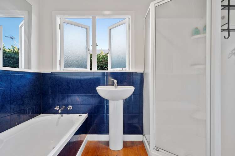 60 Pemberton Crescent Greerton_13