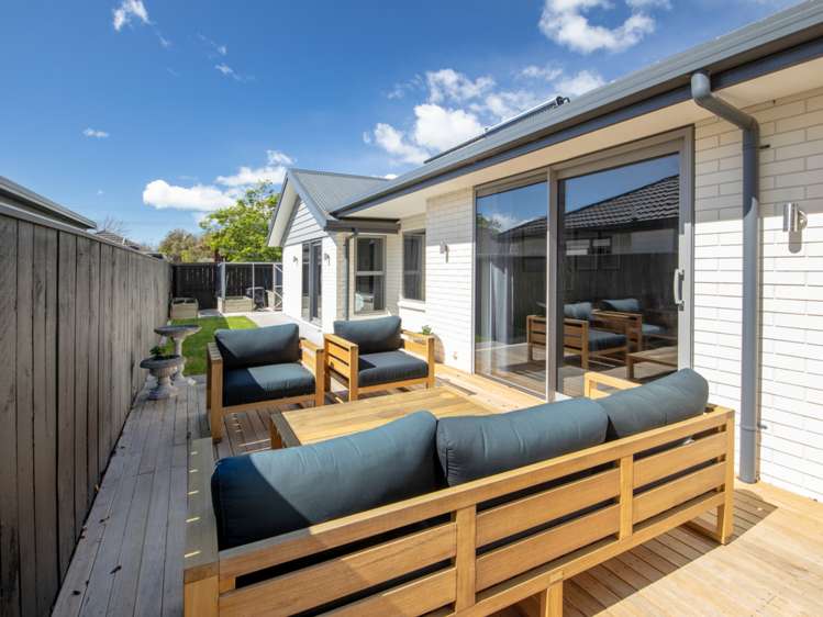 21 Corsair Crescent Burleigh_3