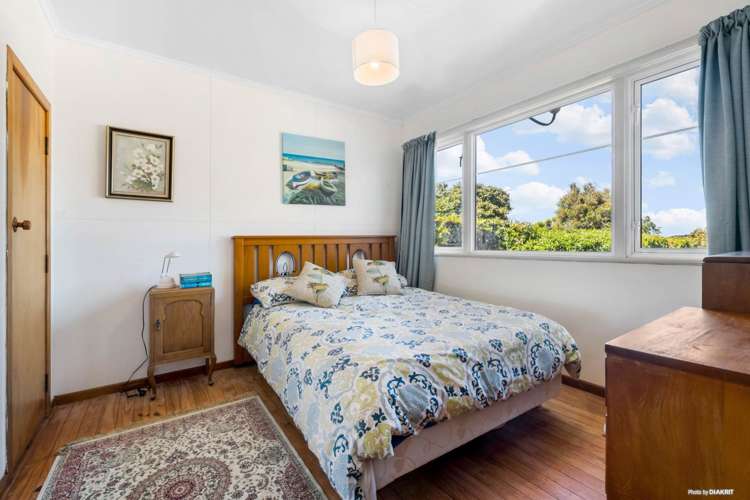 54 Botany Road Botany Downs_8