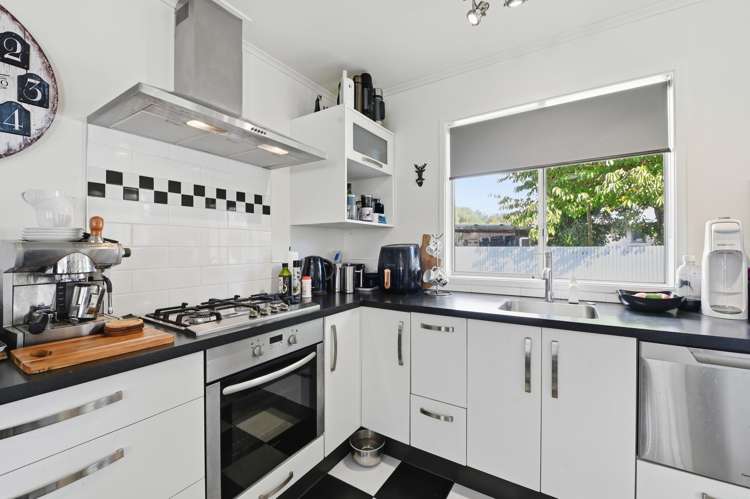 27A Barron Crescent Fenton Park_6