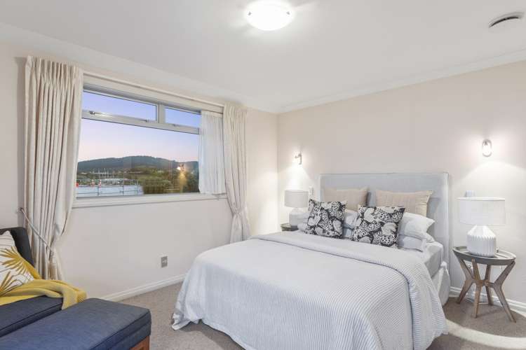 12 Aurora Avenue Welcome Bay_11