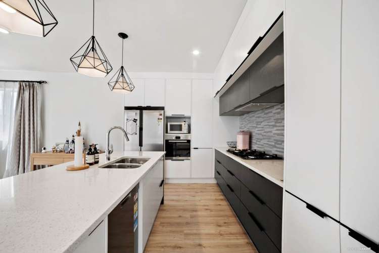 22 Camp X Place Whenuapai_5