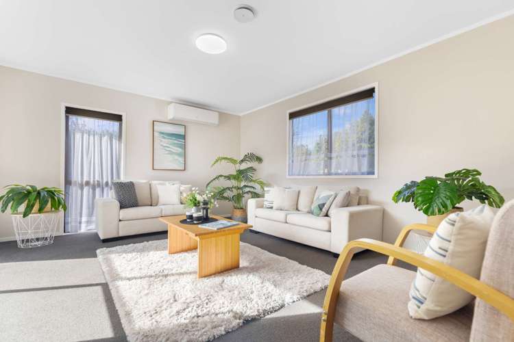 53 Gilbass Avenue Hamilton Lake_3