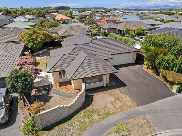 26 Glastonbury Drive Burwood_20