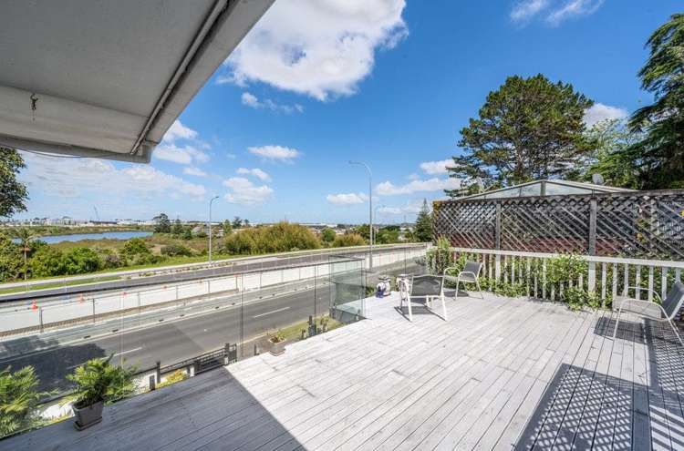 186 Ti Rakau Drive_5